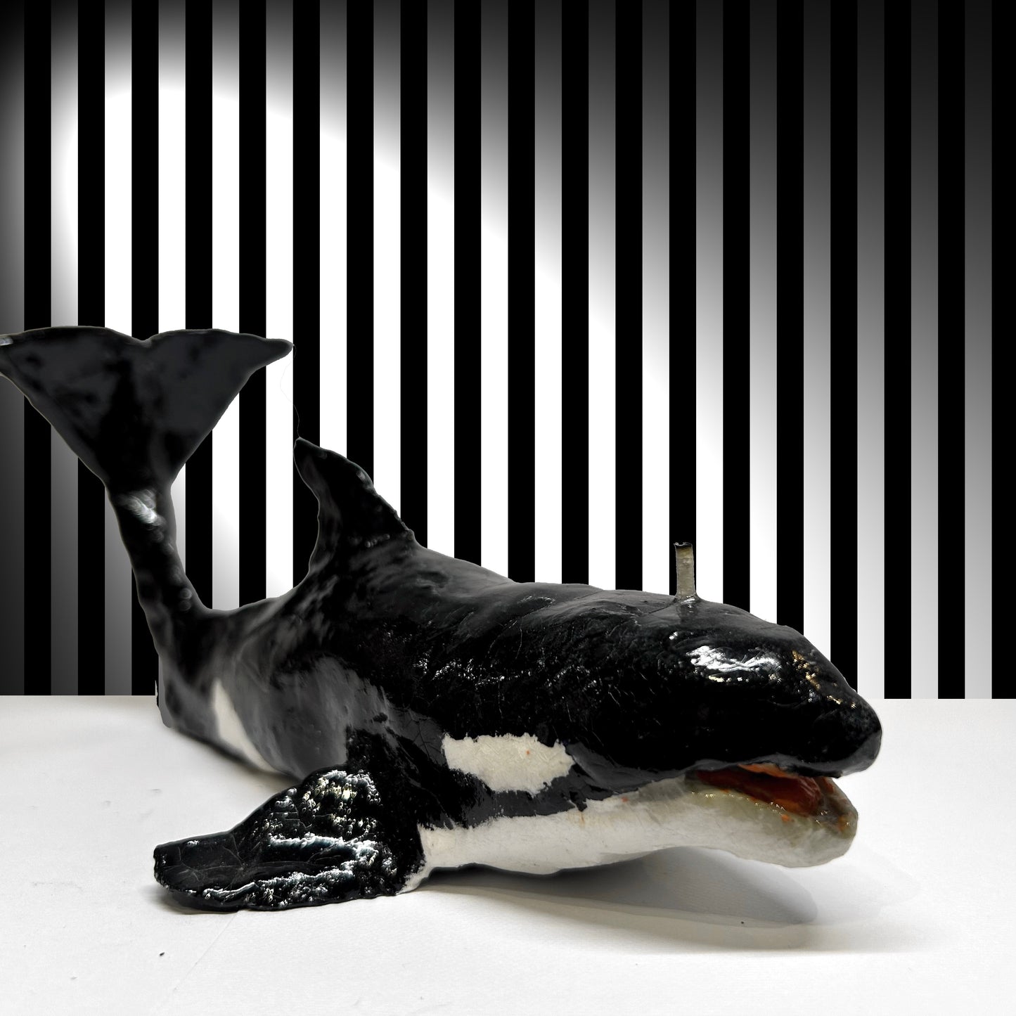 Happy Killer Whale Smoker - Original